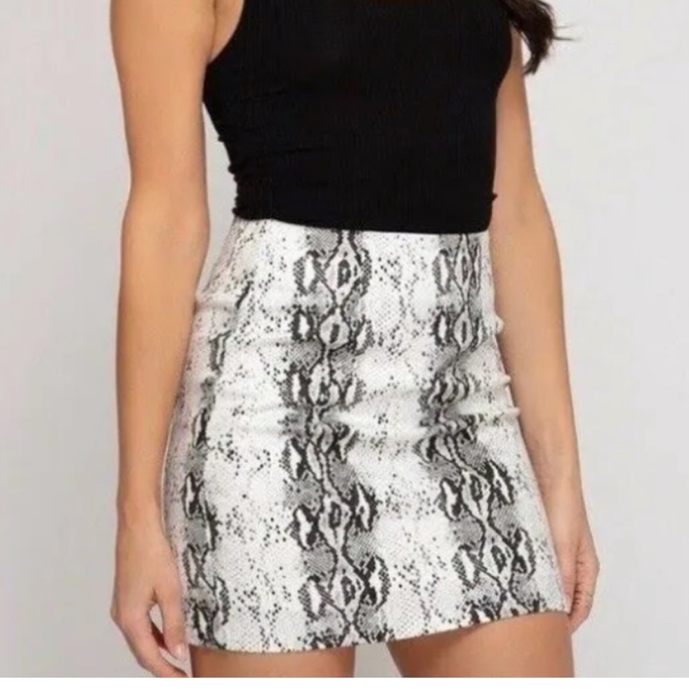 She + Sky Snakeskin Print Mini Skirt Small